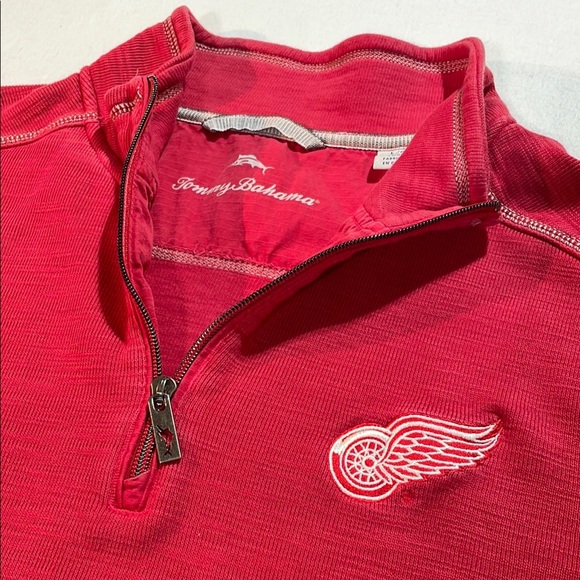 Tommy Bahama NHL Red Wings Team - Red V-Neck Sweater with Vibrant Color EUC - Picture 1 of 16